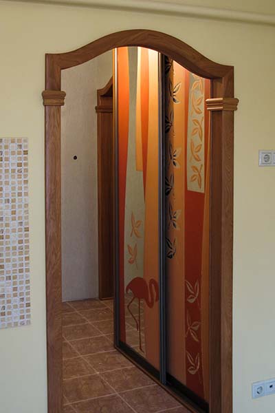 arka-na-kuhnyu-koromyslo